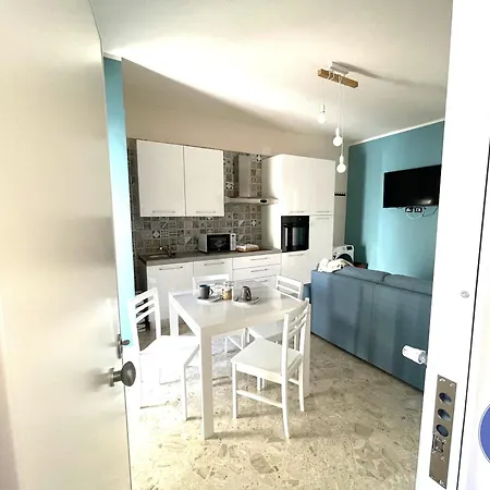 I Casere D V'Nginz - Holidays Apartments Mola di Bari Exterior foto