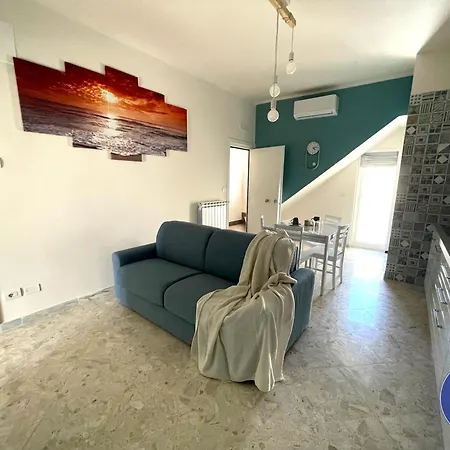 I Casere D V'Nginz - Holidays Apartments Mola di Bari Exterior foto