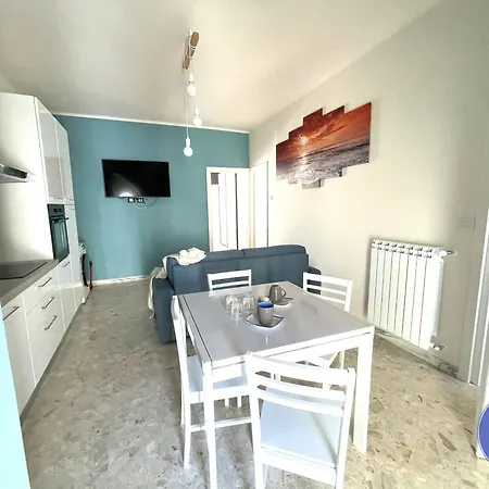 I Casere D V'Nginz - Holidays Apartments Mola di Bari Exterior foto